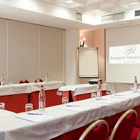 Hotel Grand Avignon