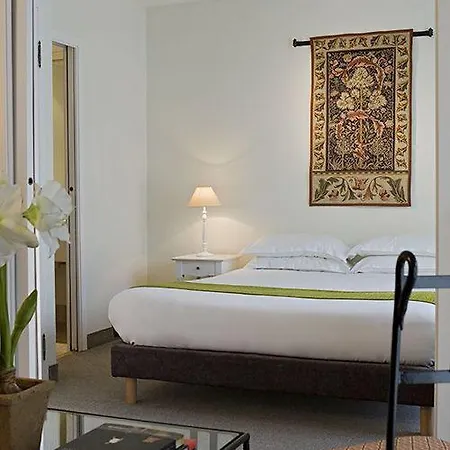Hotel Grand Avignon